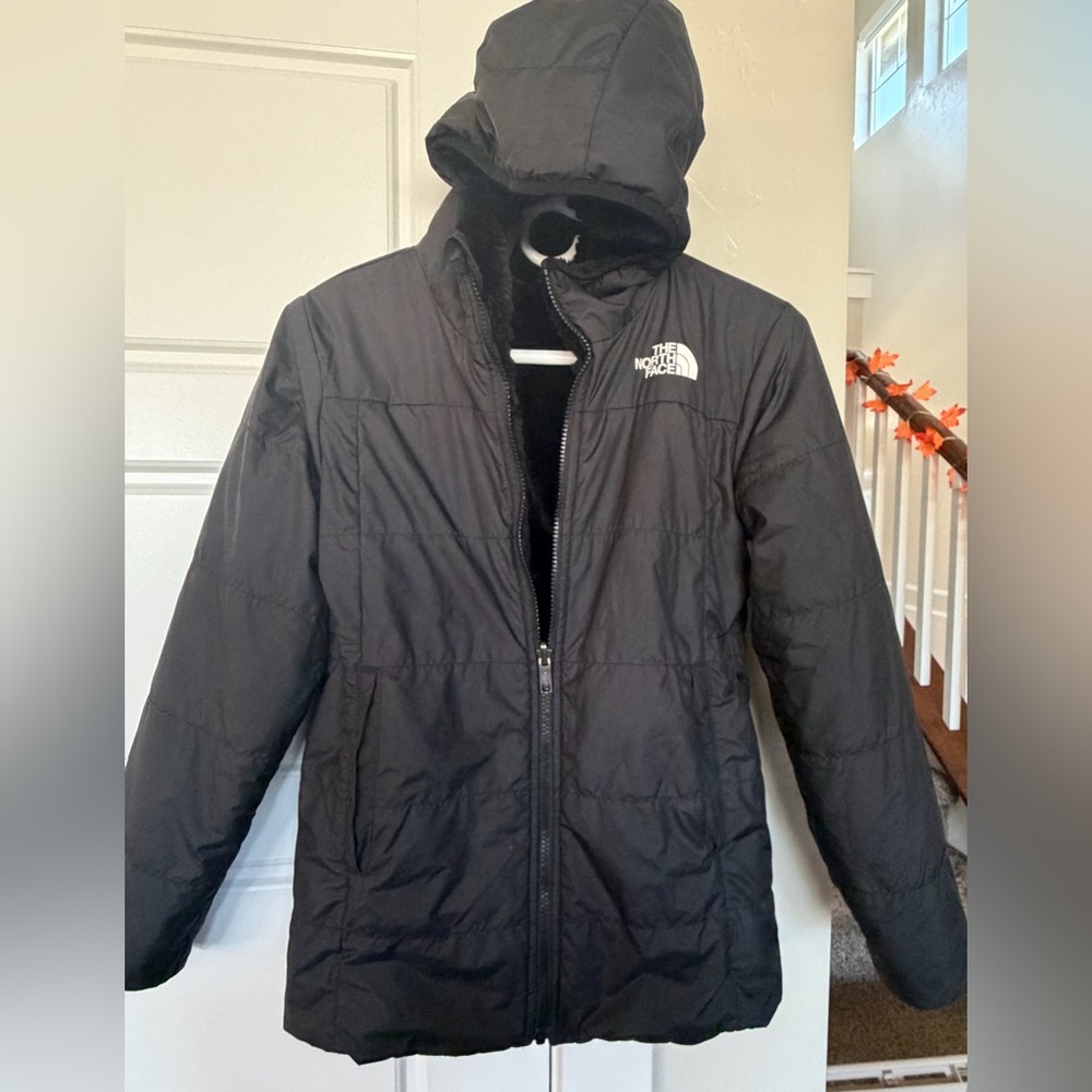 Youth Large North Face Reversible Coat. Excellent Condition